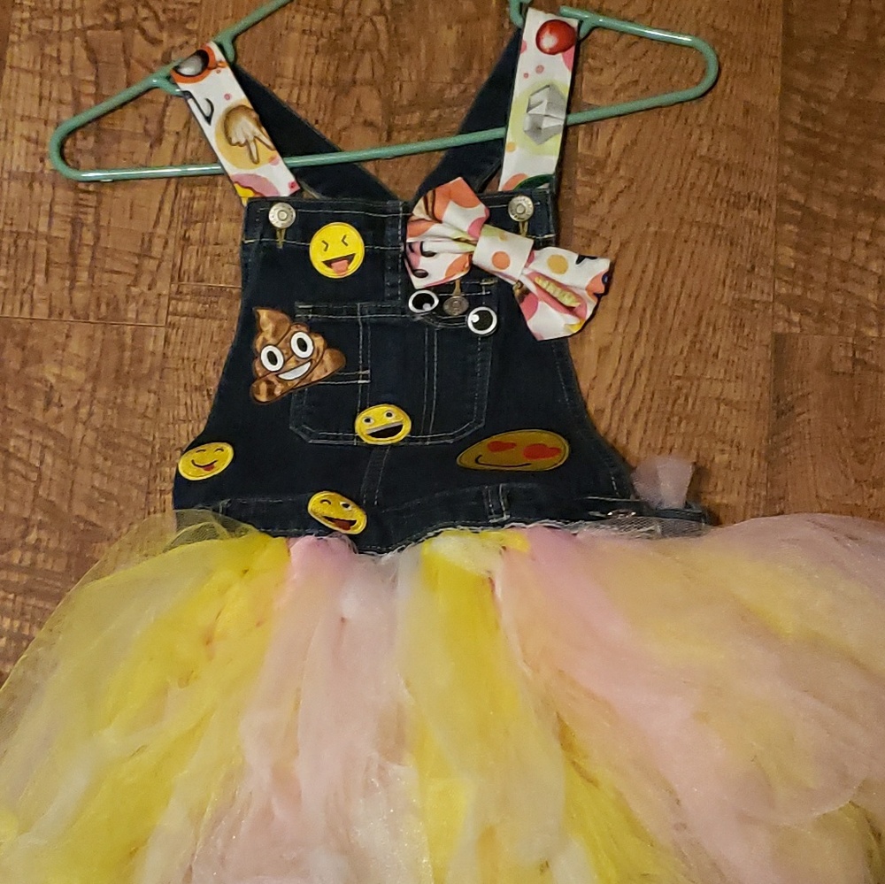 Emoji party denim jumper girls party dress sz 7/8